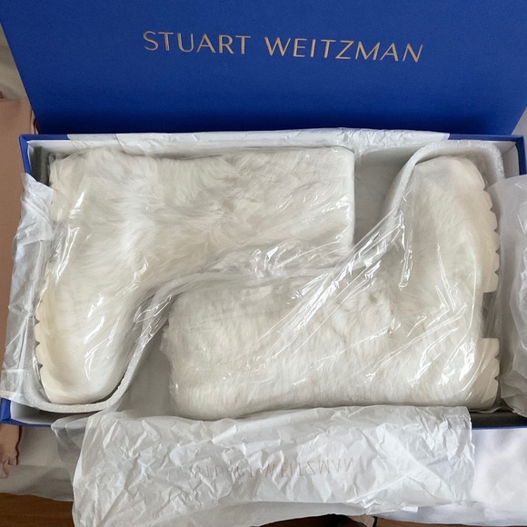 Stuart Weitzman Superchill Ultra Shearling Fur Boots Apres Ski $695 NEW - Picture 5 of 15